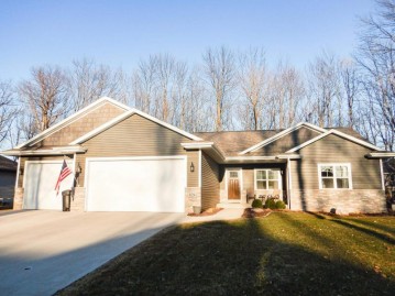 826 Daybreak Court, Denmark, WI 54208