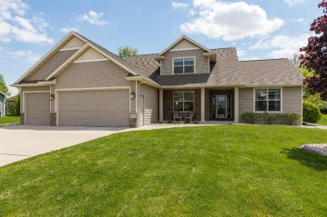 N1041 Glennview Drive, Greenville, WI 54942