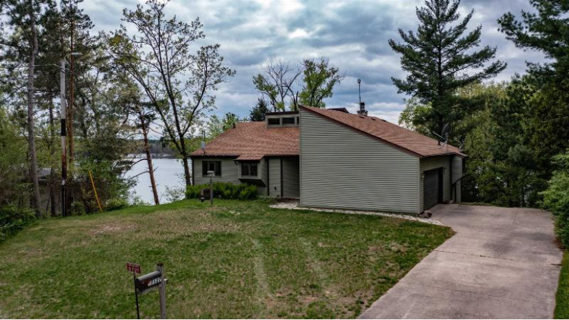 N7127 24th Lane Springwater, WI 54981 by RE/MAX Lyons Real Estate $479,900