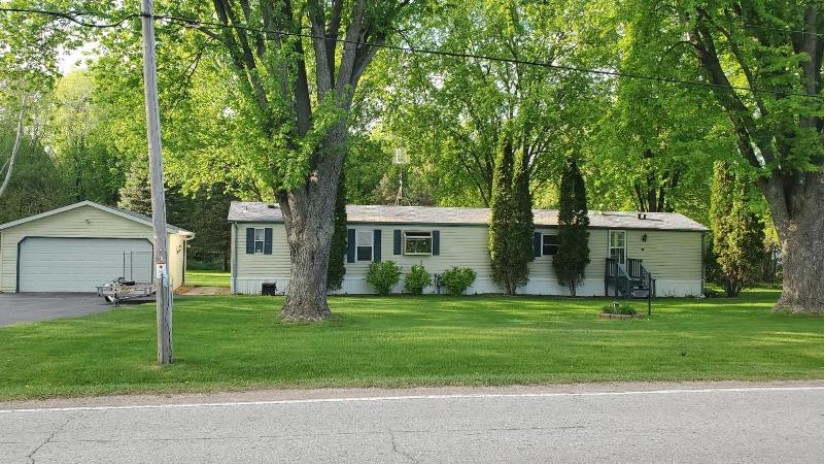 W3331 County Rd W Calumet, WI 53049 by Klapperich Real Estate, Inc. $154,900