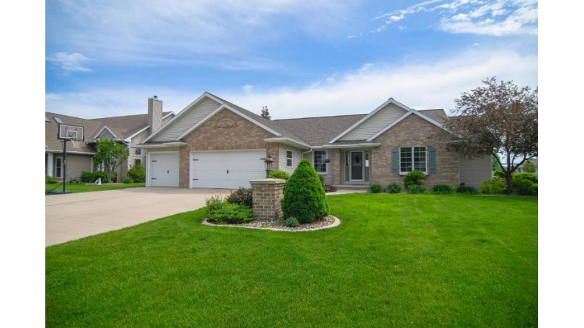 2133 Wheat Way Bellevue, WI 54311 by Berkshire Hathaway Hs Bay Area Realty $389,900