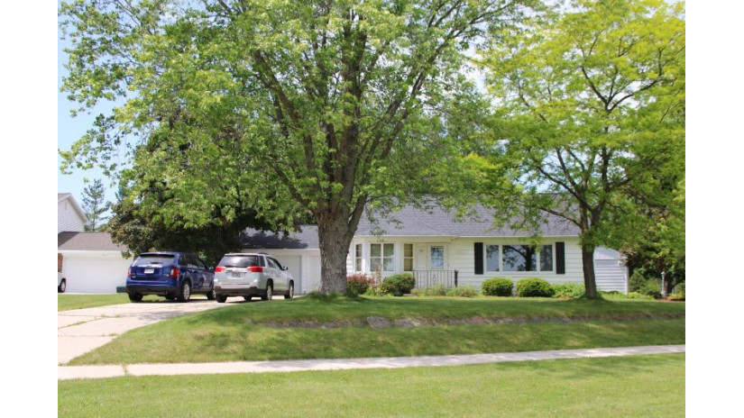 405 Wisconsin Avenue Denmark, WI 54208 by Coldwell Banker Real Estate Group $154,900