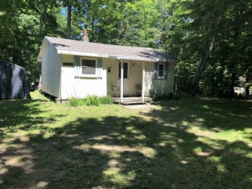 13372 Hillside Drive, Mountain, WI 54149