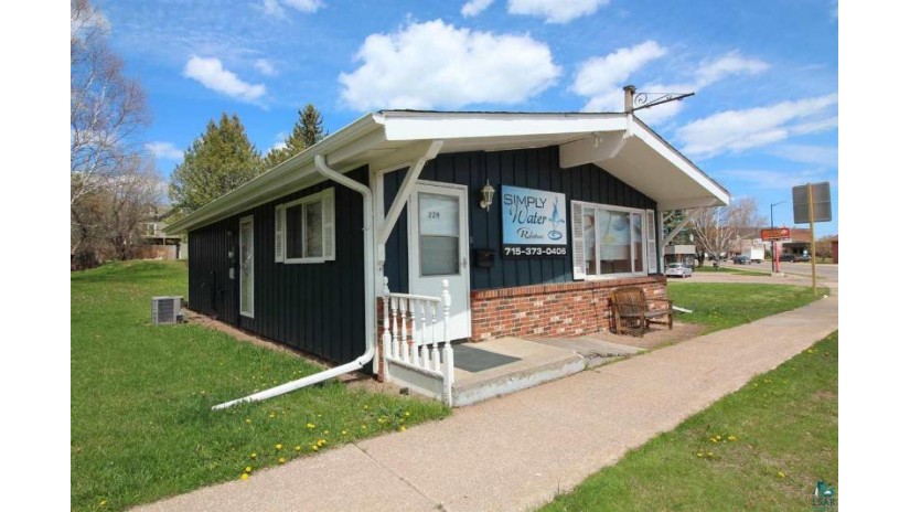 229 West Bayfield St Washburn, WI 54891 by Anthony Jennings & Crew Real Estate Llc $154,900