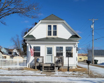 103 S Station St, Wauzeka, WI 53826