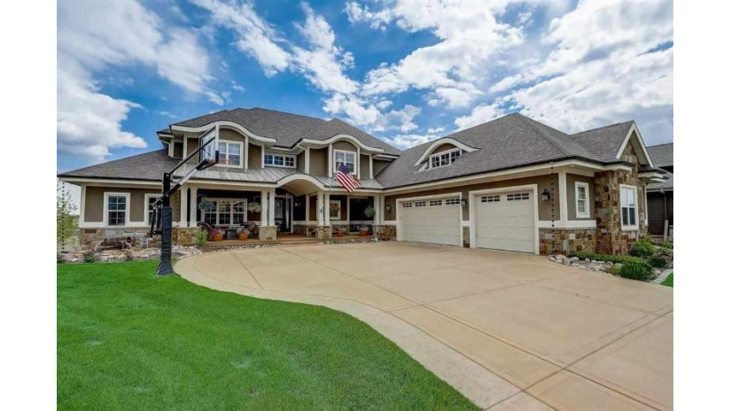 1118 Ireland Dr Waunakee, WI 53597 by Re/Max Preferred - peggy@ackerfarberteam.com $1,350,000