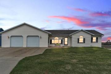 3734 Red Stone Dr, Janesville, WI 53548
