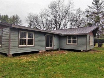 W7096 Puckaway Rd, Marquette, WI 53946