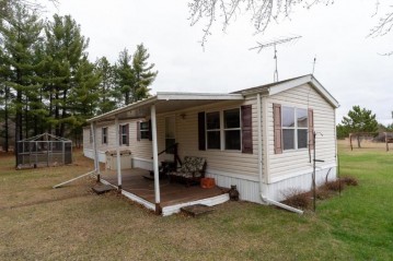 824 7th Ave, Colburn, WI 54943