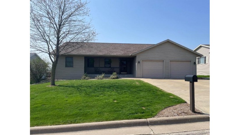 311 W Parry St Dodgeville, WI 53533 by Potterton Rule Real Estate Llc $349,000