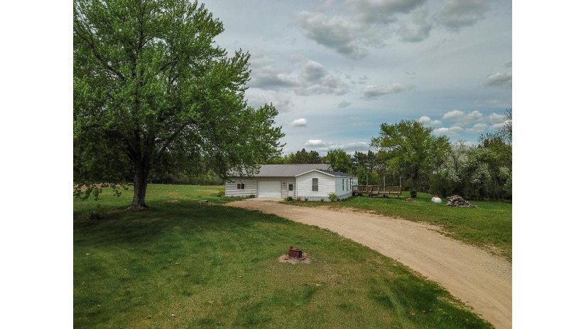 W7068 North Rd Lindina, WI 53948 by Castle Rock Realty Llc $159,850