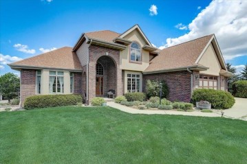 7340 Summit Ridge Rd, Middleton, WI 53562