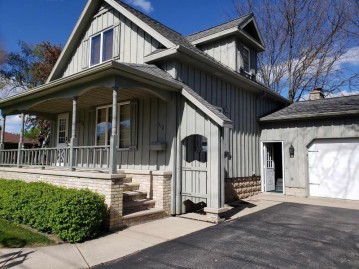 312 N Columbus St, Randolph, WI 53956