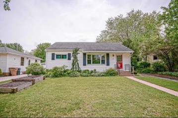 4029 Rockwell Dr, Madison, WI 53714