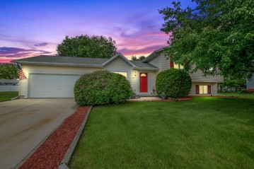 108 Sleepy Hollow Ln, Marshall, WI 53559