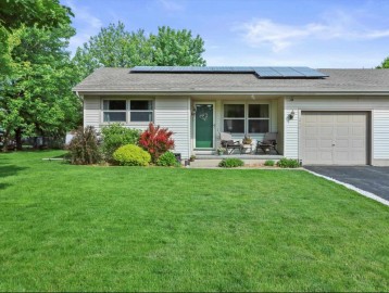 211 Kingston Way, Waunakee, WI 53597