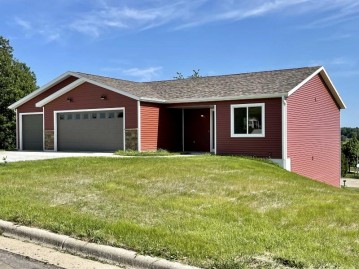 591 Oak Ridge Ave, Monticello, WI 53570