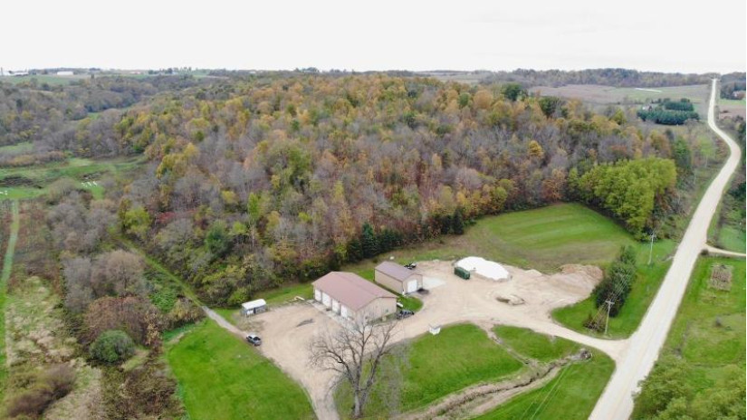 000 County Road G Sylvan, WI 53581 by Whitetail Properties Real Estate Llc $265,000