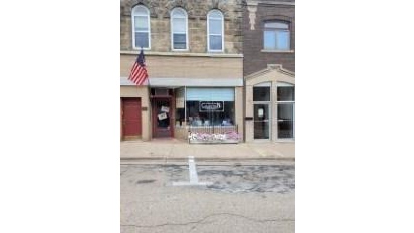 151 High St Mineral Point, WI 53565 by All American Real Estate, Llc $300,000