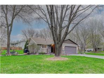 15338 70th Pl, Maple Grove, MN 55311