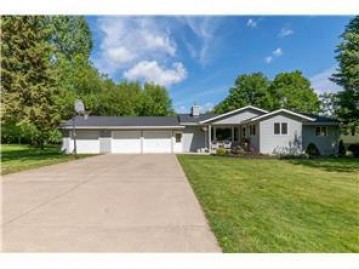 140 2nd St, Clear Lake, WI 54005