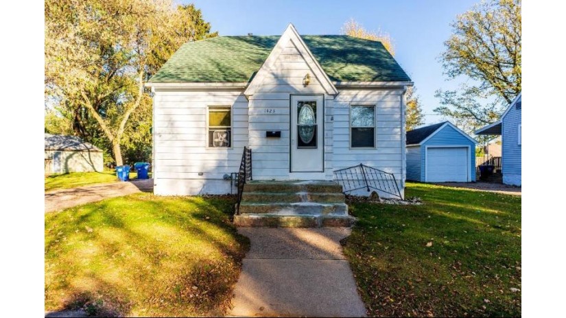 1423 Emter Street Wausau, WI 54401 by Coldwell Banker Action $104,900