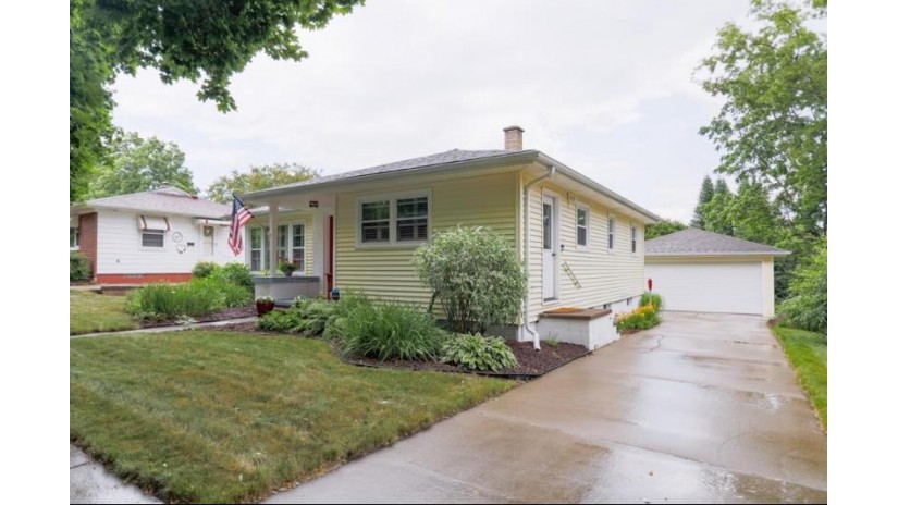 1521 North 1st Avenue Wausau, WI 54401 by Coldwell Banker Action $249,900