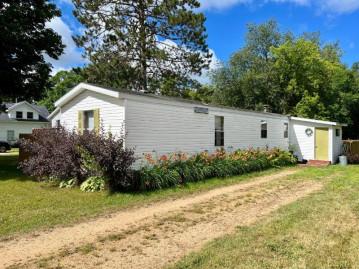 N11196 Minola St, Elcho, WI 54428