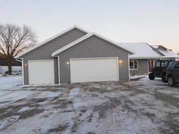 W13034 Steinfest Rd, Grant, WI 54486-8783