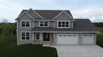 1398 Mohican Trl, Waukesha, WI 53189