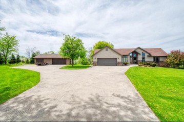 N6470 Hillview Rd, Forest, WI 53079-1503