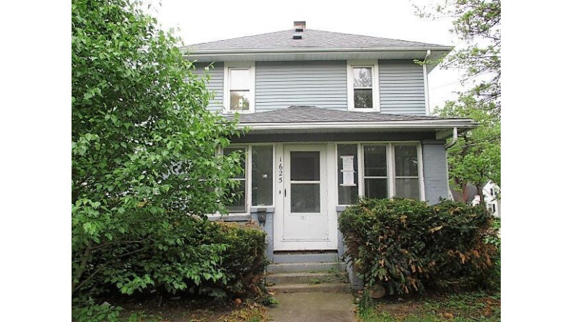 1625 Prairie Ave Beloit, WI 53511 by Area Wide Realty $113,000