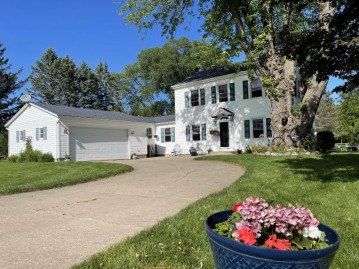 148 Janell Ave, La Crescent, MN 55947