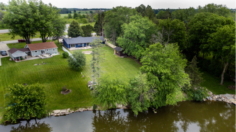 W3099 East Gate Dr Watertown, WI 53094 by Shorewest Realtors $420,000