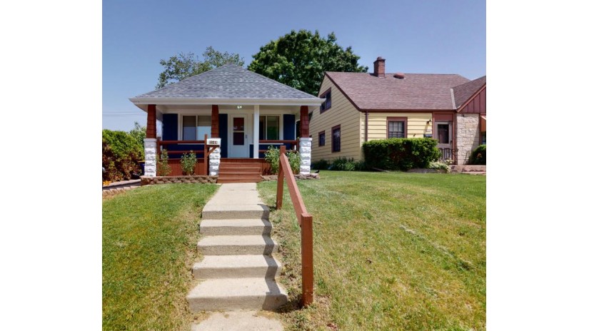 2148 S 91st St West Allis, WI 53227 by NextHome My Way $189,900