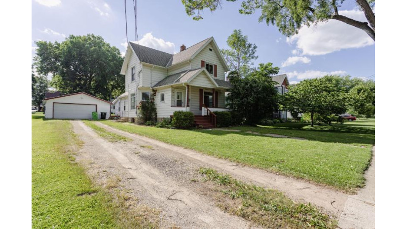 216 De Clark St Beaver Dam, WI 53916 by Homestead Realty, Inc $194,900