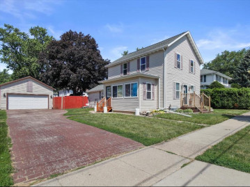 304 Mill St, Clinton, WI 53525-9480