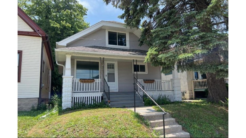 2109 E St Francis Ave Saint Francis, WI 53235 by Grapevine Realty $174,900