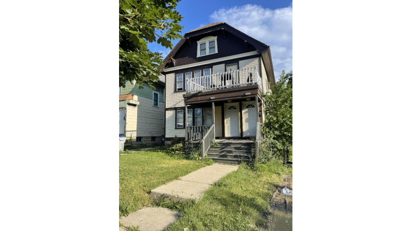 2421 W Finn Pl 2423 Milwaukee, WI 53206 by Realty Executives Integrity~NorthShore $69,900