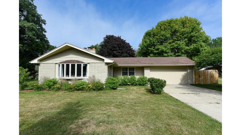 5139 Erie St Caledonia, WI 53402 by Better Homes and Gardens Real Estate Power Realty $364,900