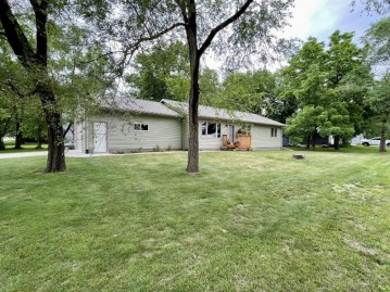 24276 7th St, Trempealeau, WI 54661-8367