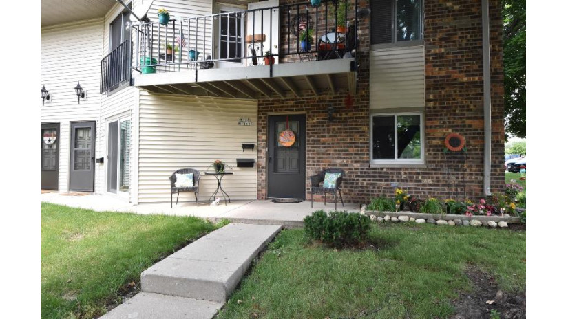 W168N11501 El Camino Dr 2 Germantown, WI 53022 by Real Broker LLC $160,000