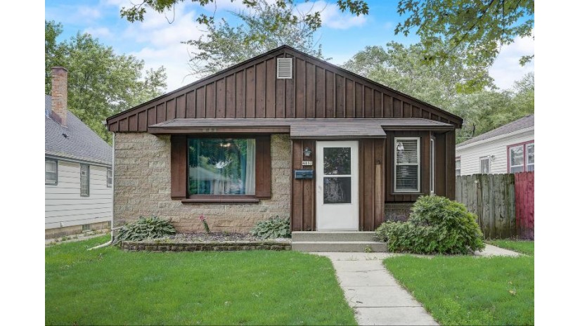 4852 N 74th St Milwaukee, WI 53218 by MAP Realty Group LLC $144,900