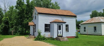 20174 W Mill Rd, Galesville, WI 54630-7239