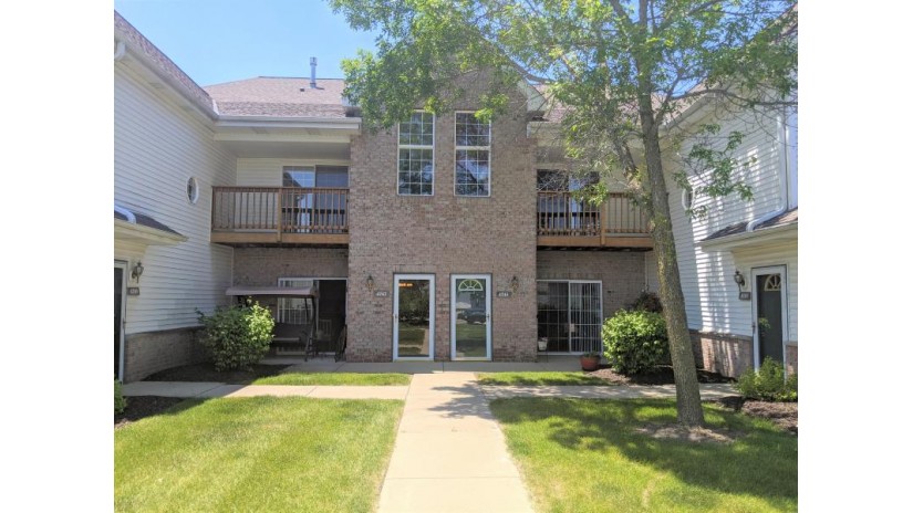 4747 S Forest Point Blvd New Berlin, WI 53151 by Stone Gate Realty, LLC $1,625