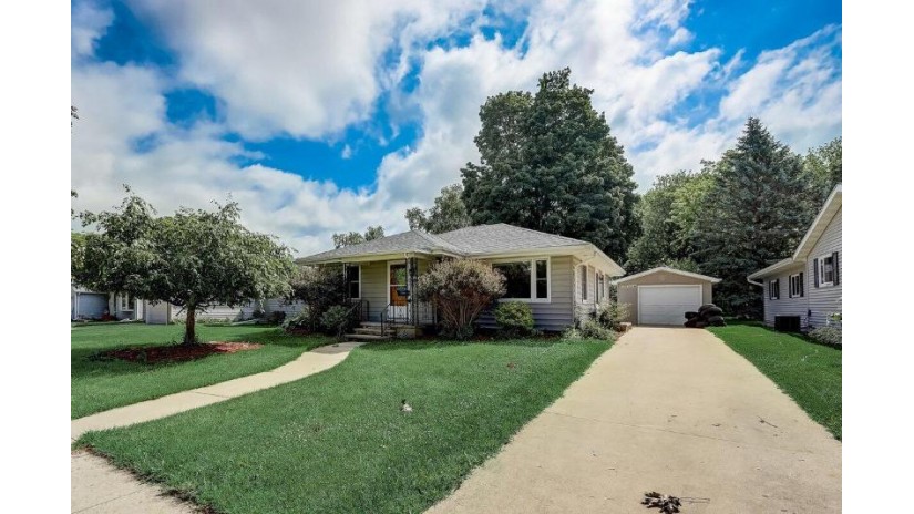 717 Grove St Beaver Dam, WI 53916 by EXP Realty LLC-West Allis $165,000