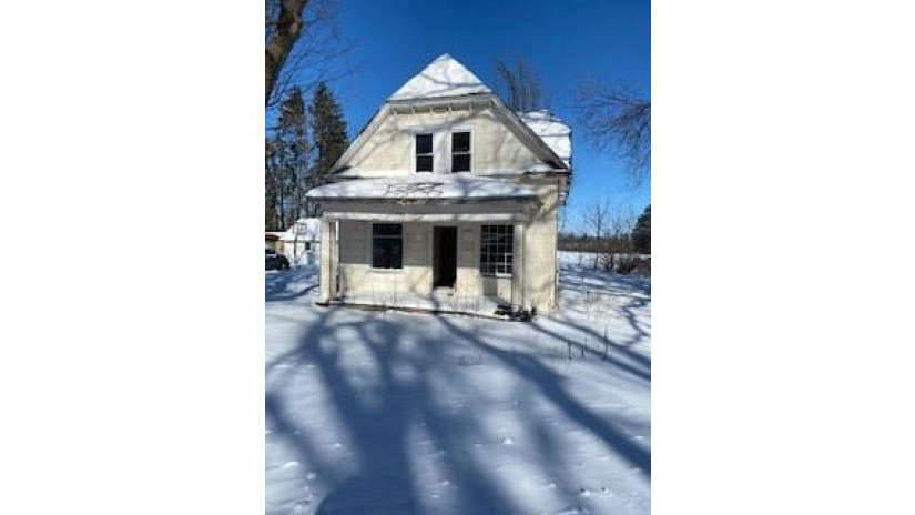 1432 7 1/2 Avenue Hillsdale, WI 54733 by Real Estate Solutions $11,000