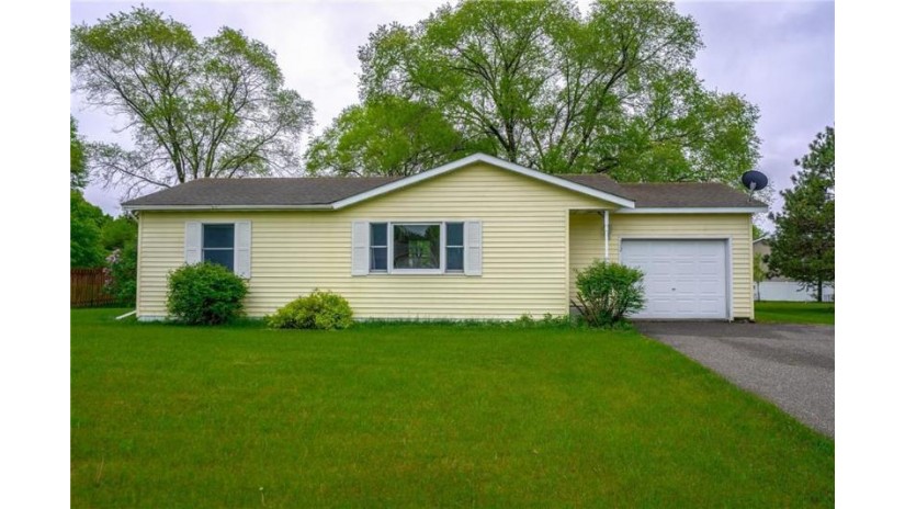 512 Sommers Landing Drive North Hudson, WI 54016 by Edina Realty, Corp. - Stillwater $285,000