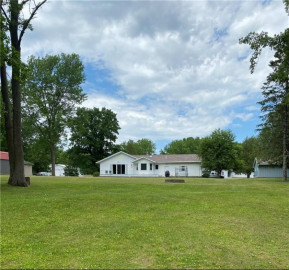 704 Phillips Avenue, Ladysmith, WI 54848