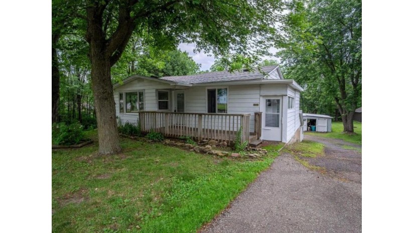 1004 Jefferson Avenue Chippewa Falls, WI 54729 by Woods & Water Realty Inc/Regional Office $179,900